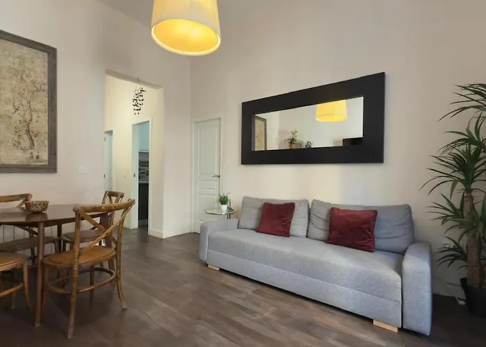 Centrally Located In Madrid 1D